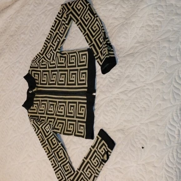 Love J USA Women's Geometric Patterned Two-Piece Set, Size: S/M - Picture 6 of 11